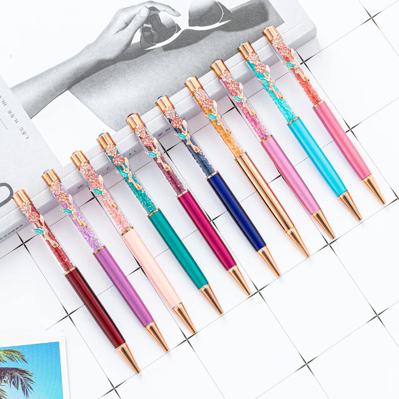 New 2023 Fashion Crystal  Metal Ballpoint Pen With Creative Flower Clip multi-color Rotary Advertising Printing Logo For Gift