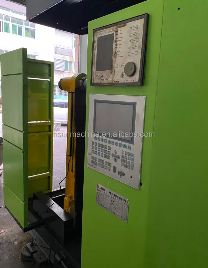 used 70mm model double station blow molding machine cheap price extrusion blow molding machine