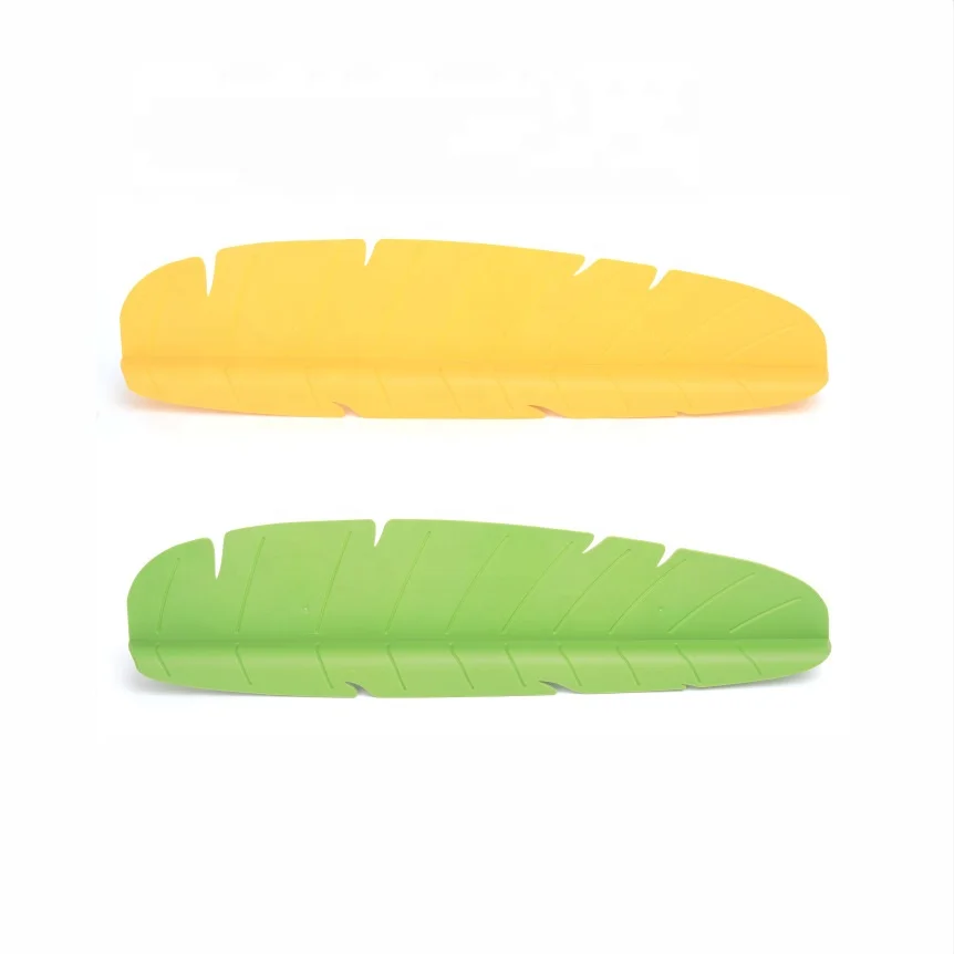 New Household Kitchen Leaf Shape Sink Wash Fruit Dish Silicone Water Splash Guard Water Baffle with Suction Cup