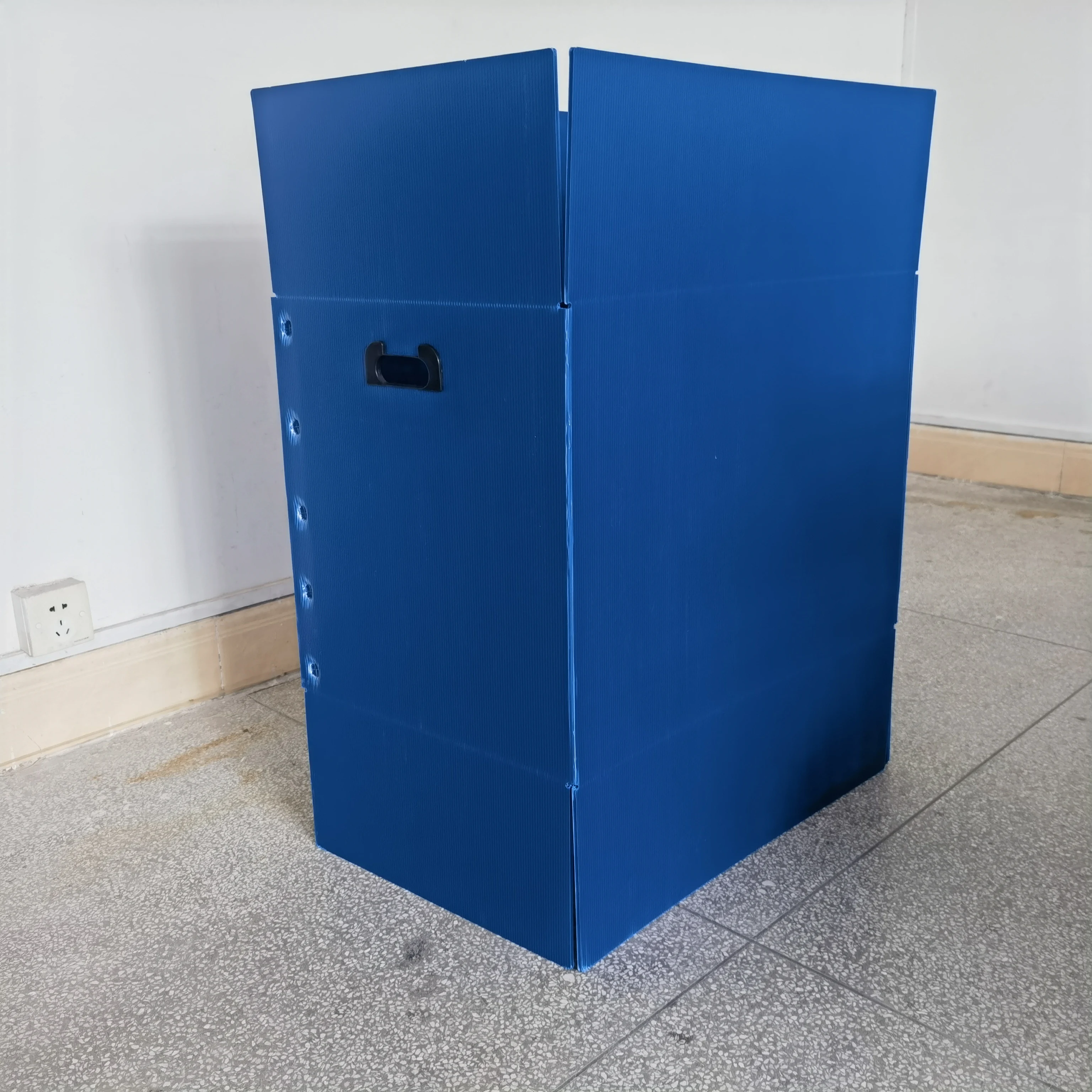 Wholesale Shipping Boxes Workshop Combined Cabinet Parts Organizer  Plastic Stackable Storage Bins PP Corrugated with Handle