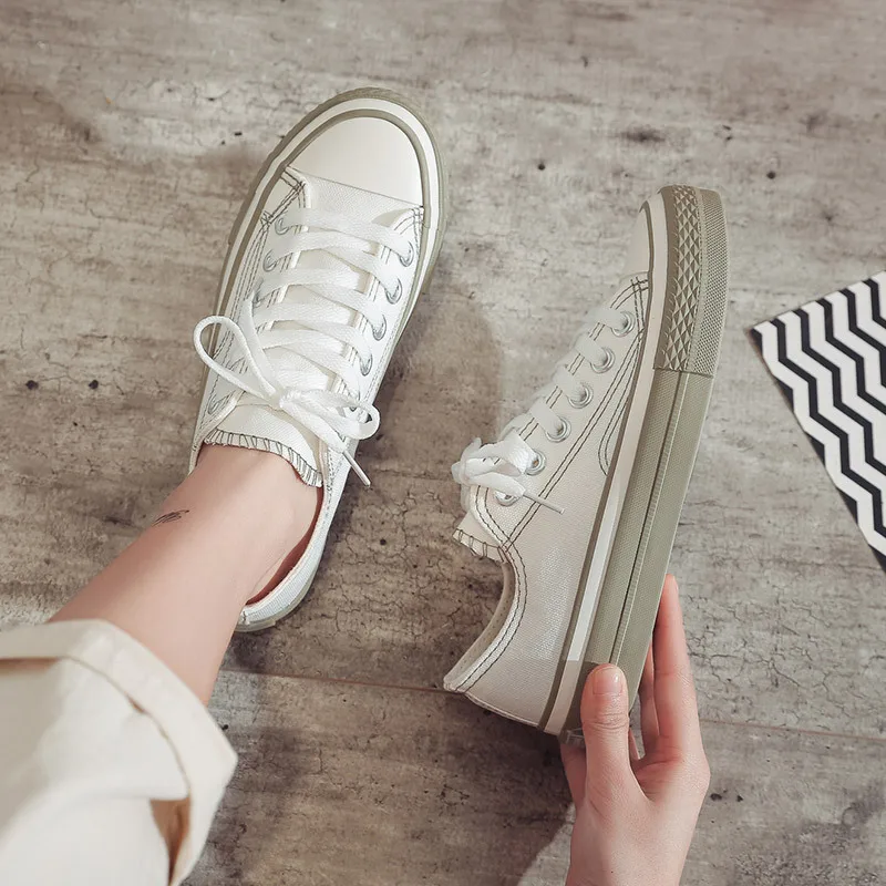 Xuanhui Wholesale Fashion High Quality Low Price Durable Comfortable Top Lace up Casual Sneakers Woman Canvas Trendy Shoes