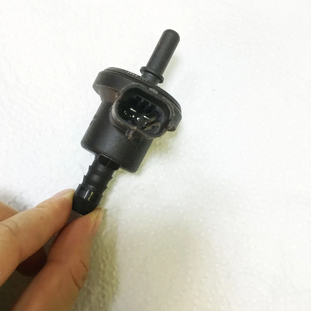 OEM Valve Vapor Purge Solenoid Canister 0280142521/CN11-9G866-AA For Fiesta  Ranger Fuel Valve Solenoid