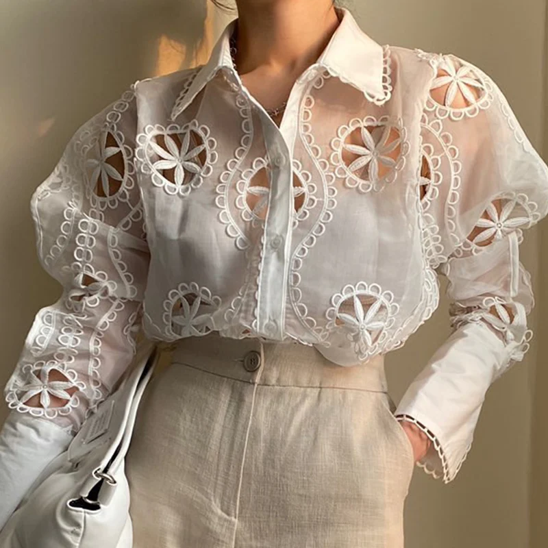 Wholesale 2023 Korea East Gate Spring Elegant Polo Hollow Mesh Pattern Design Single Breasted Loose Bubble Sleeve Shirt