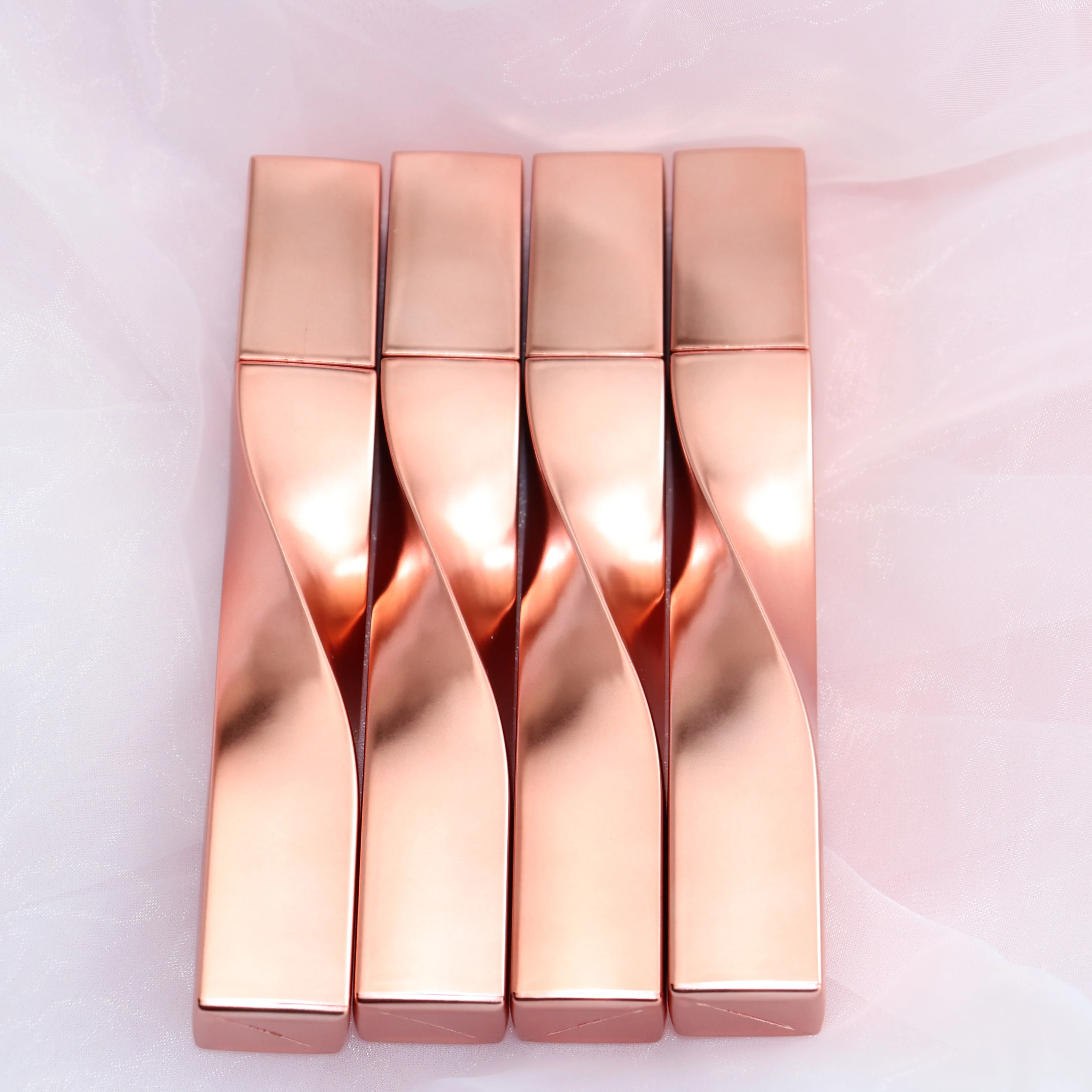 Тушь для ресниц из натурального волокна