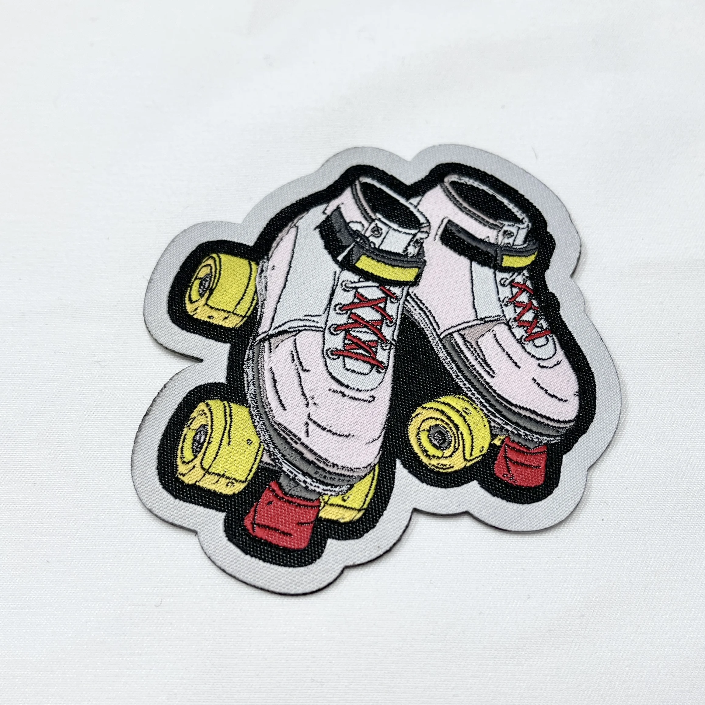 High Quality  Free Sample Custom Embroidery Iron Patches Sew on Garment Embroidery Clothing  Patch for Clothing for Hat