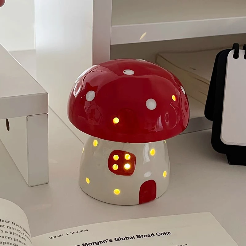 Creative mushroom small night light home bedroom bedside cabinet decor Nordic style fantasy ceramic table lamp for birthday gift