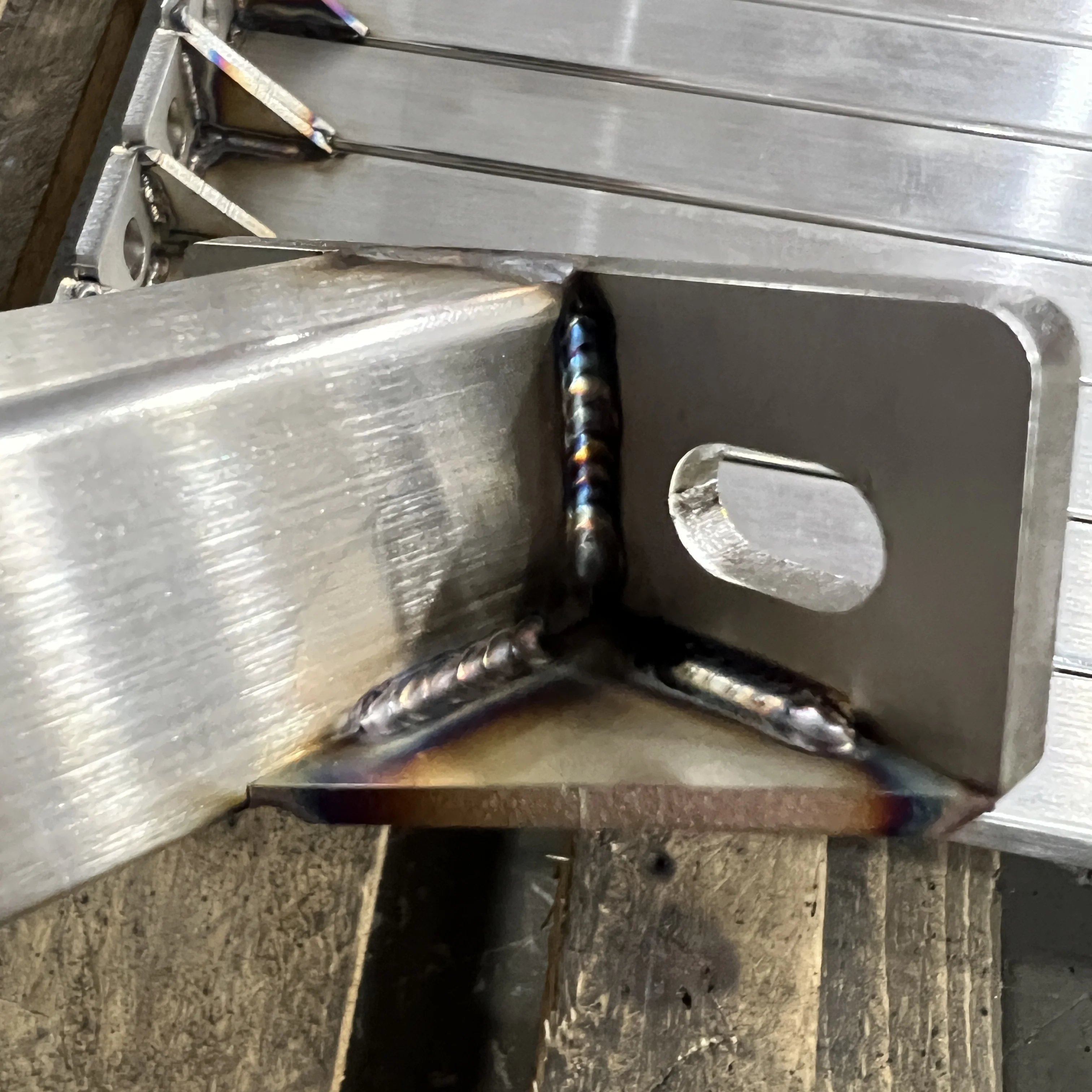 Brushed Stainless Steel Custom Laser Cutting Bending Welding Weld Bead Cleaning Sheet Metal Fabrication Part