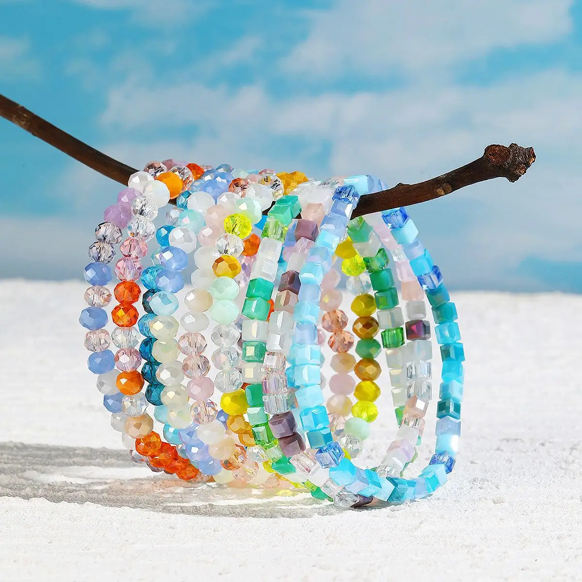 2024 New Bohemian Colorful Elastic Crystal Bead Charm Bracelet for Women Handwoven Cut Crystal Gravel Bead Bracelets