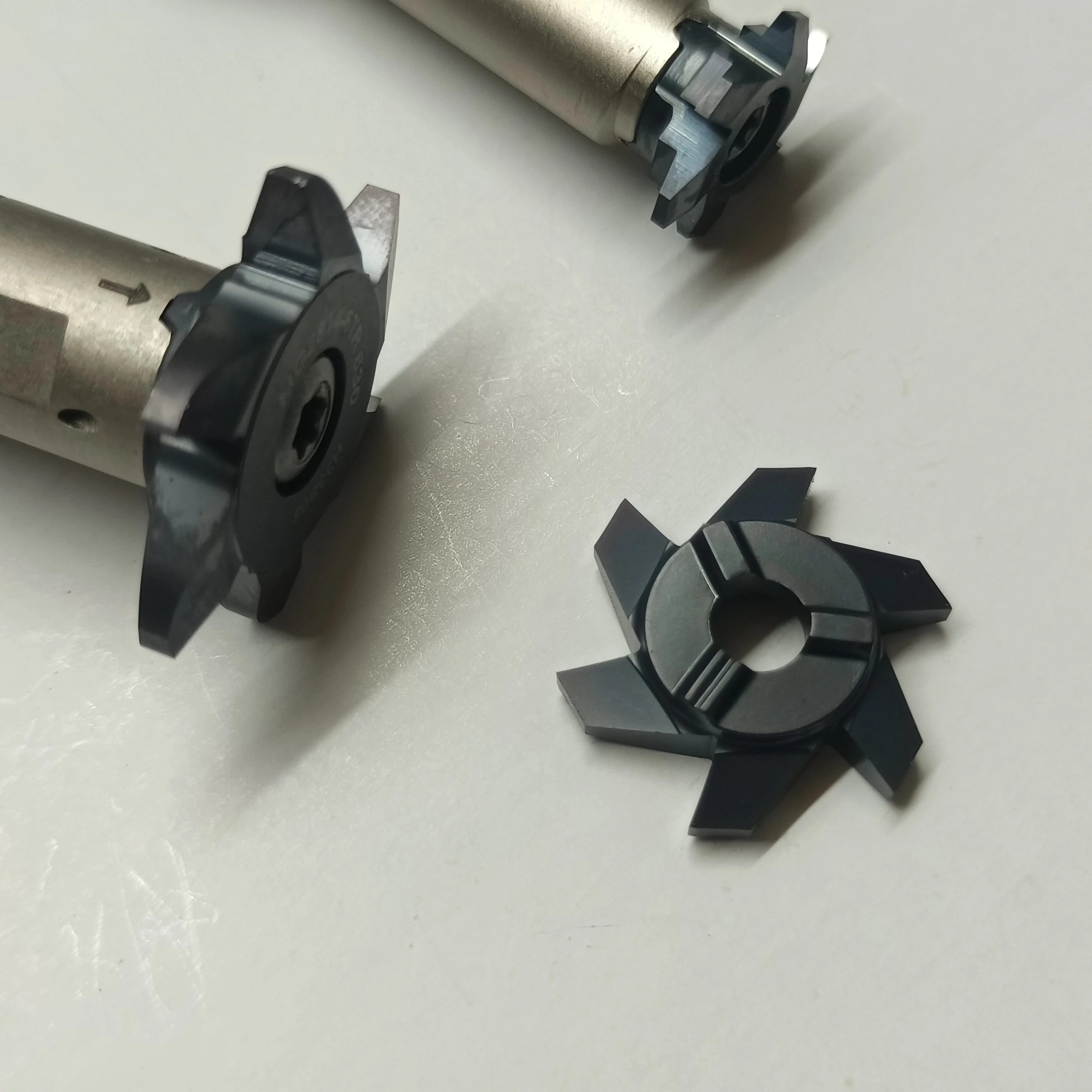 CNC Controlled 8mm Shank End Mill Cutter Carbon Steel Tin Coated Customizable OEM Support Milling Cutter Metal Processing