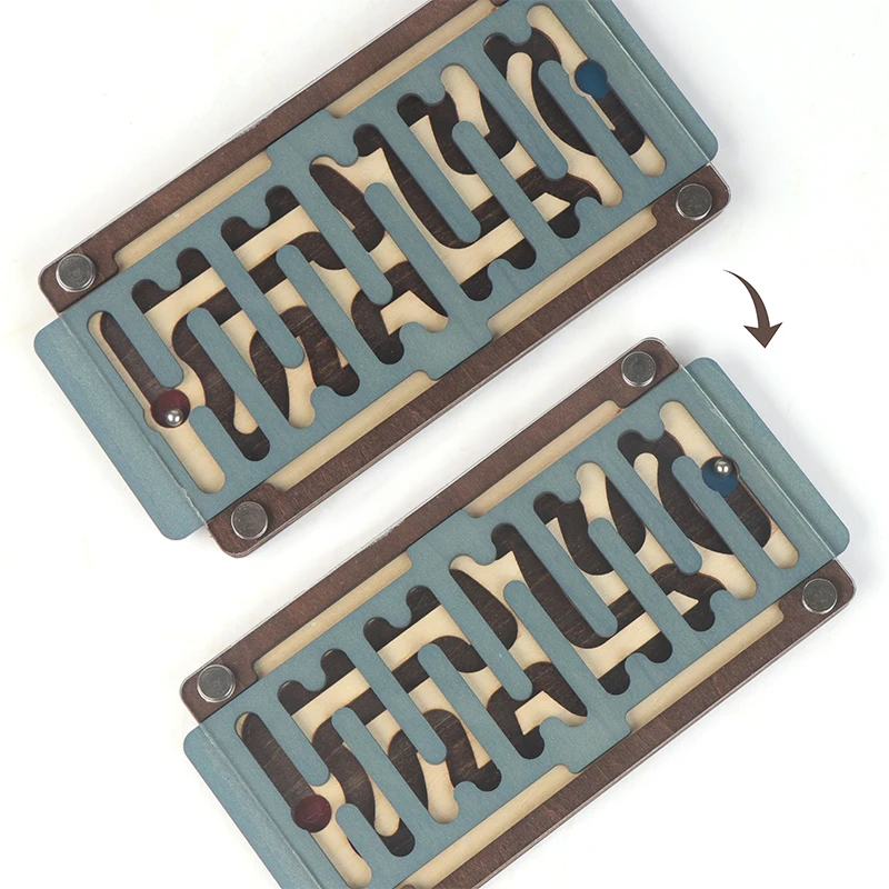 2023 New Hot Selling Kids Labyrinth Toys Ball Maze Game Educational Mini Wooden Maze and Hand Labyrinth Children Toys Kids