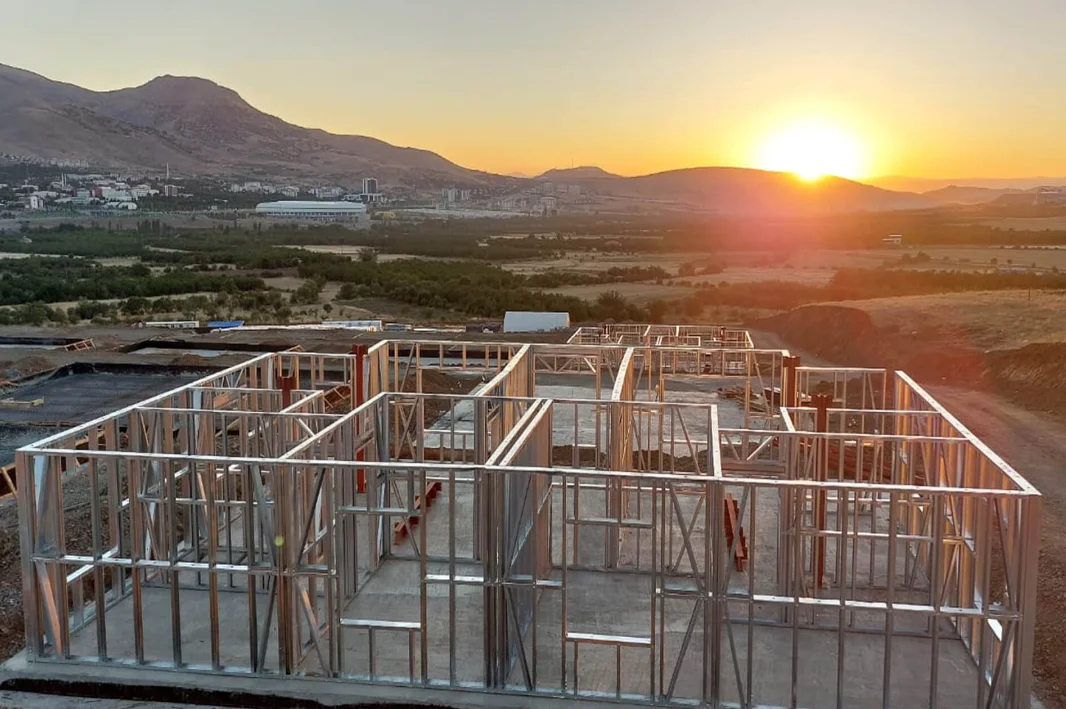 Modern Prefabricated Light Steel Houses Eco-Friendly Steel Structure Buildings