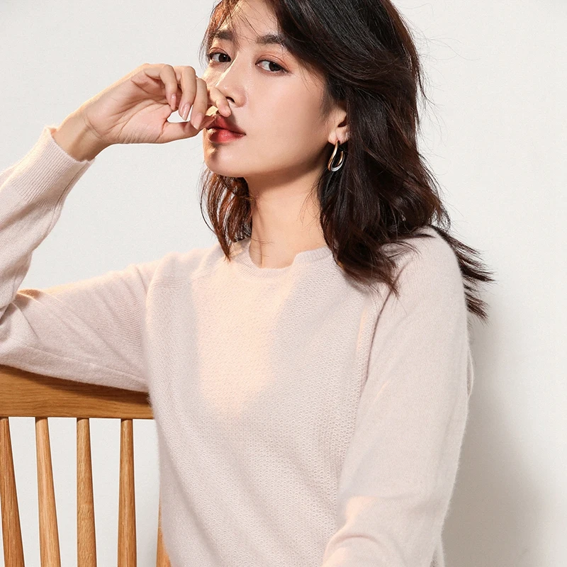 2020 Custom Soft Warm Winter Women Loose Round Neck Ladies 35% Cashmere 65% Merino Wool Sweater