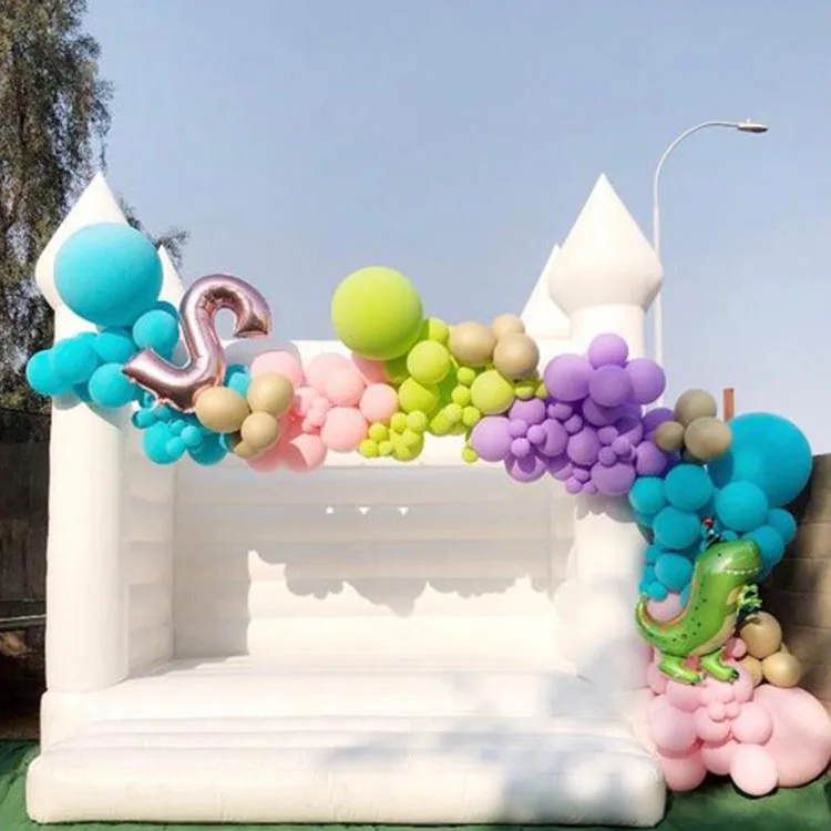 Enclosed Baby Shower Castle 10x10 7.5x4x3m Tall White Bounce House With 2 Slides