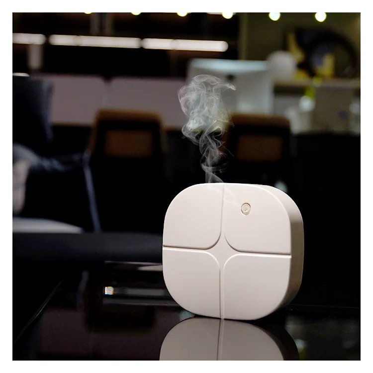 New Idea Lithoum Battery Cold Diffusing Essential Oil Wall Mounted Fragrance Oil Aroma Scent Diffuser Machine Air Freshener