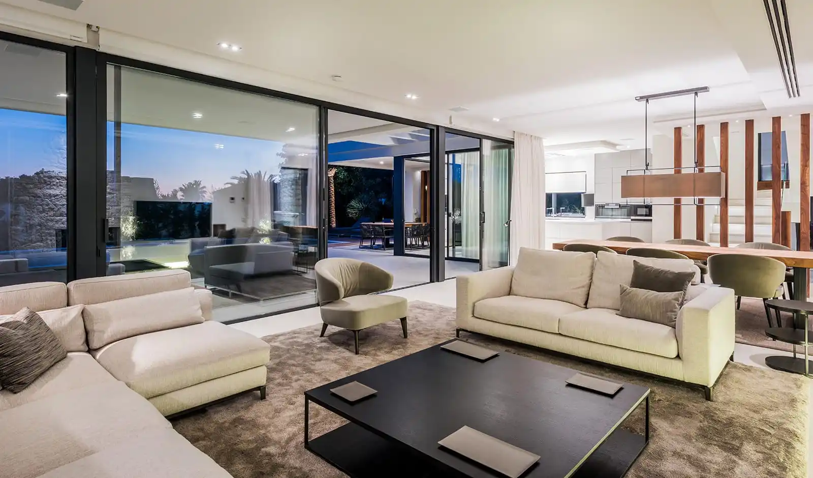 Low Cost Prefabricated Light Steel Structure Housing Modern Design Prefabricated Luxury Villa