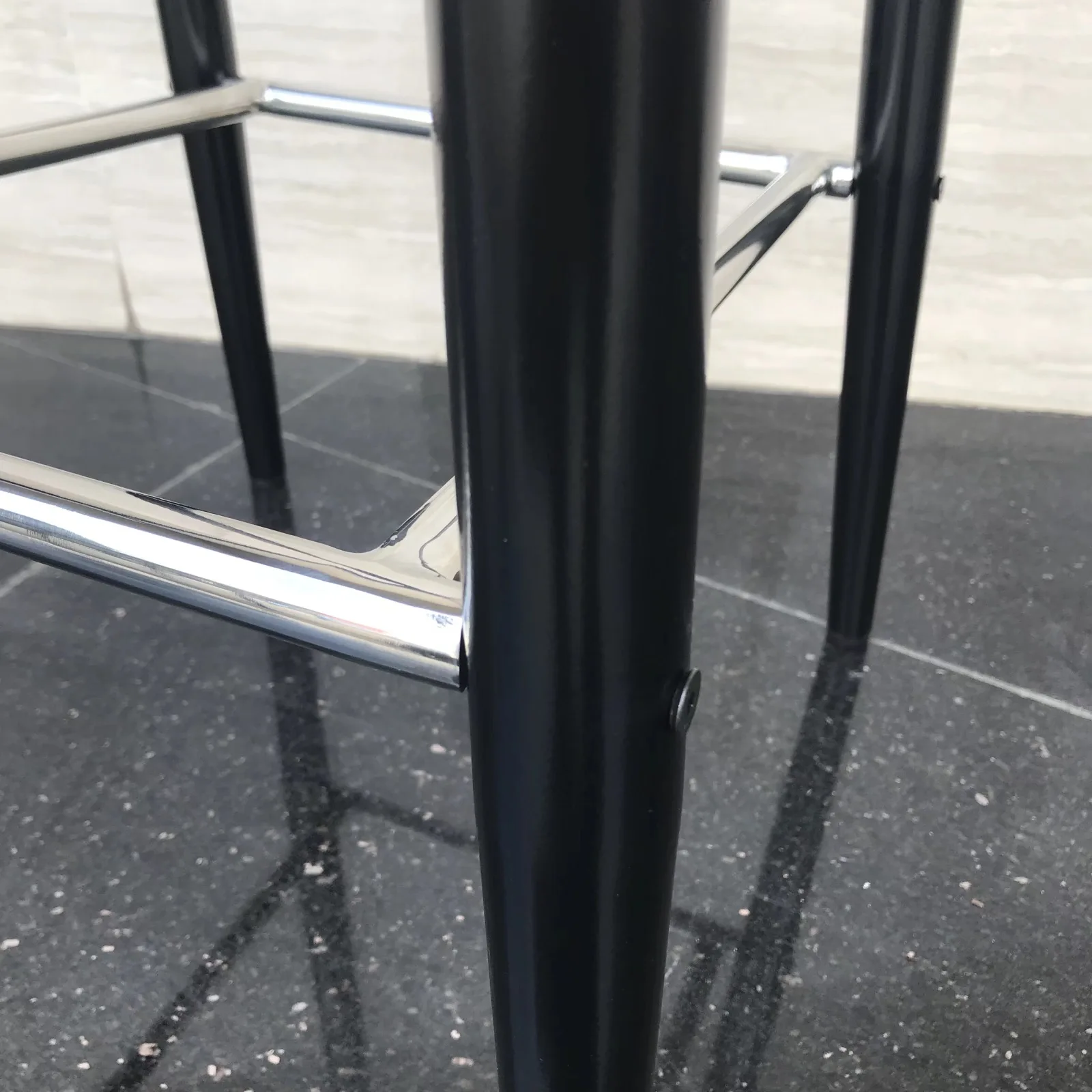 YTOU15 China Factory Fashion Design Kitchen Living Room High Bar Stool Chair For Table With Armrest