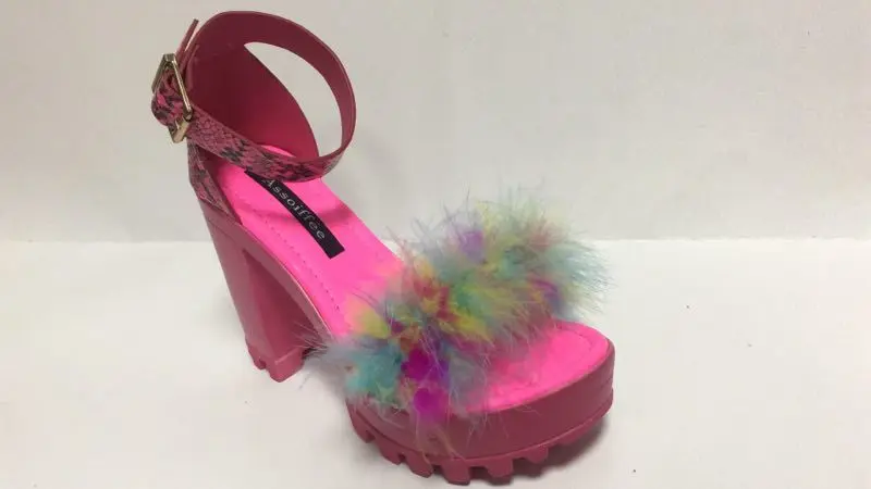 Popular 2021 womens sandals summer wear chunky high heel platform open toe comfortable strappy sandal