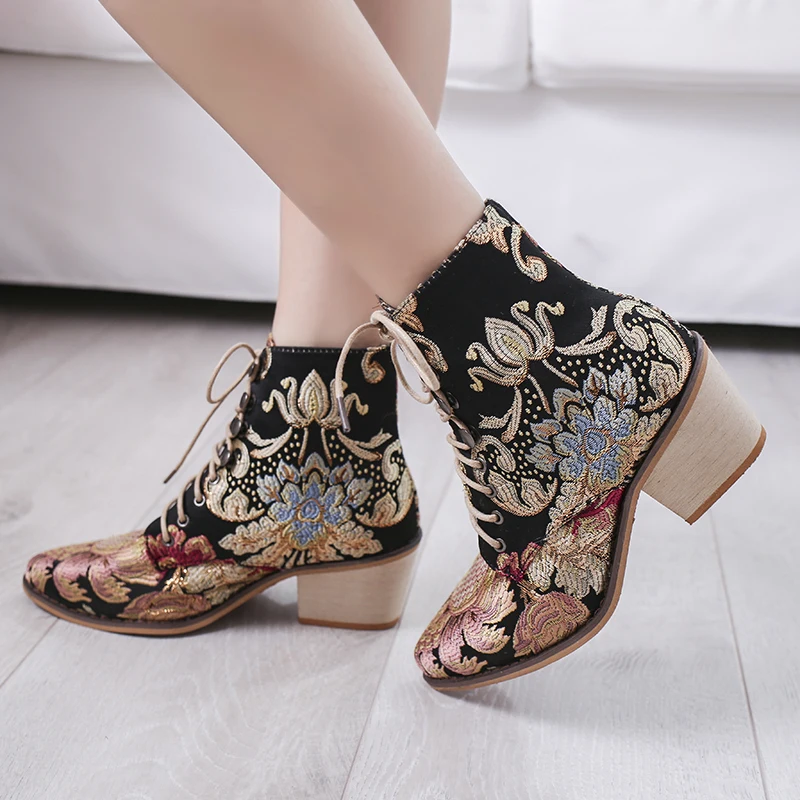 Retro embroidered high-heeled thick-heeled lace-up short boots women plus size fashion boots