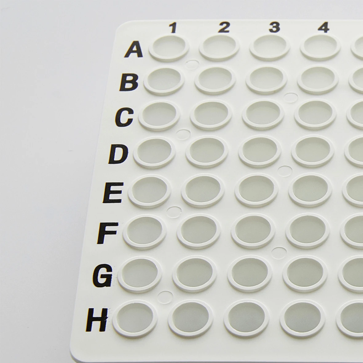 laboratory consumable plate 96 well PCR plate 0.1ml no skirt reagent kit