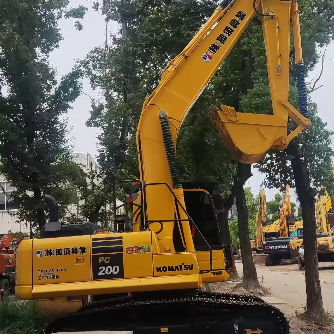 Экскаватор KOMATSU PC200 20 тонн