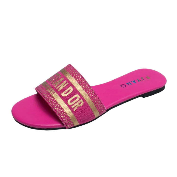 Модные стильные женские сандалии на плоской резиновой подошве Нескользящие тапочки для женщин