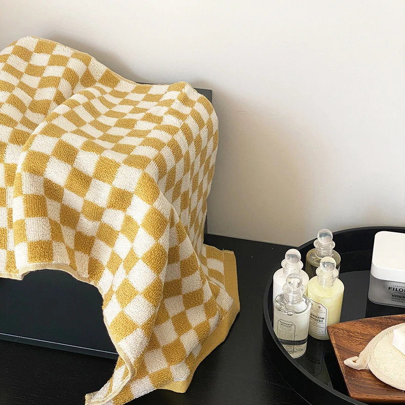 face towels checkered