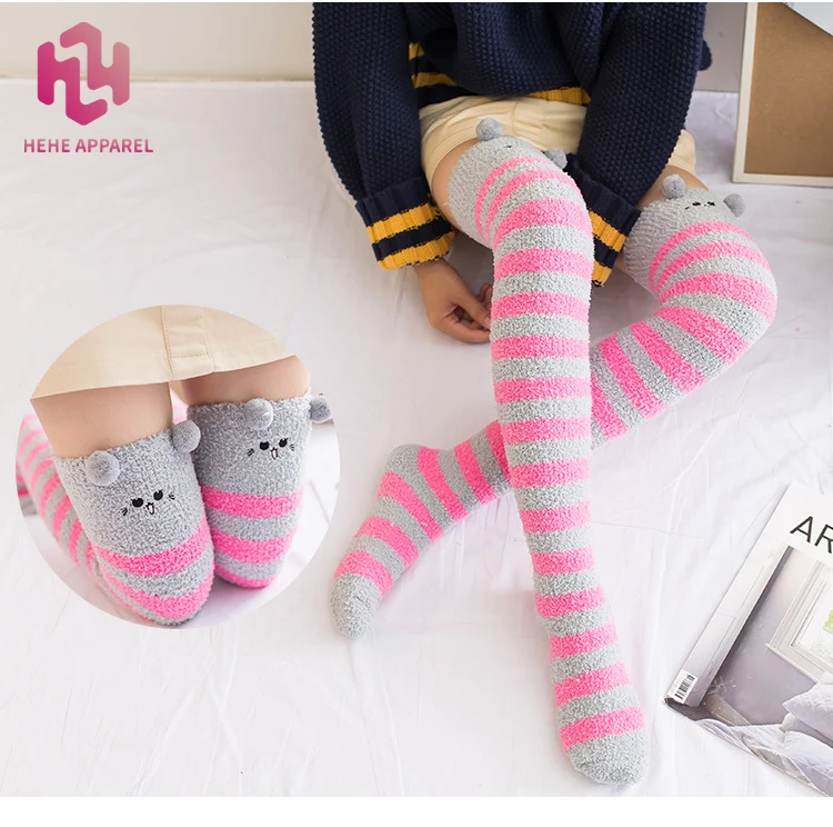 Зимние длинные носки выше колена из кораллового флиса для женщин, толстое теплое полотенце для сна, полосатые носки, оптовая продажа с фабрики