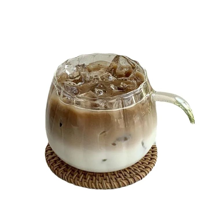 2023 new style creative high borosilicate single layer juice glass with Striped hand made  coffee cup with handle