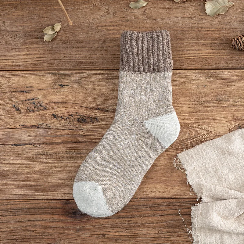 Custom Winter Warm Terry High Ribbing Crew Socks Business Men Apparel Sock Black White Low Price  Wool Socks For Guys