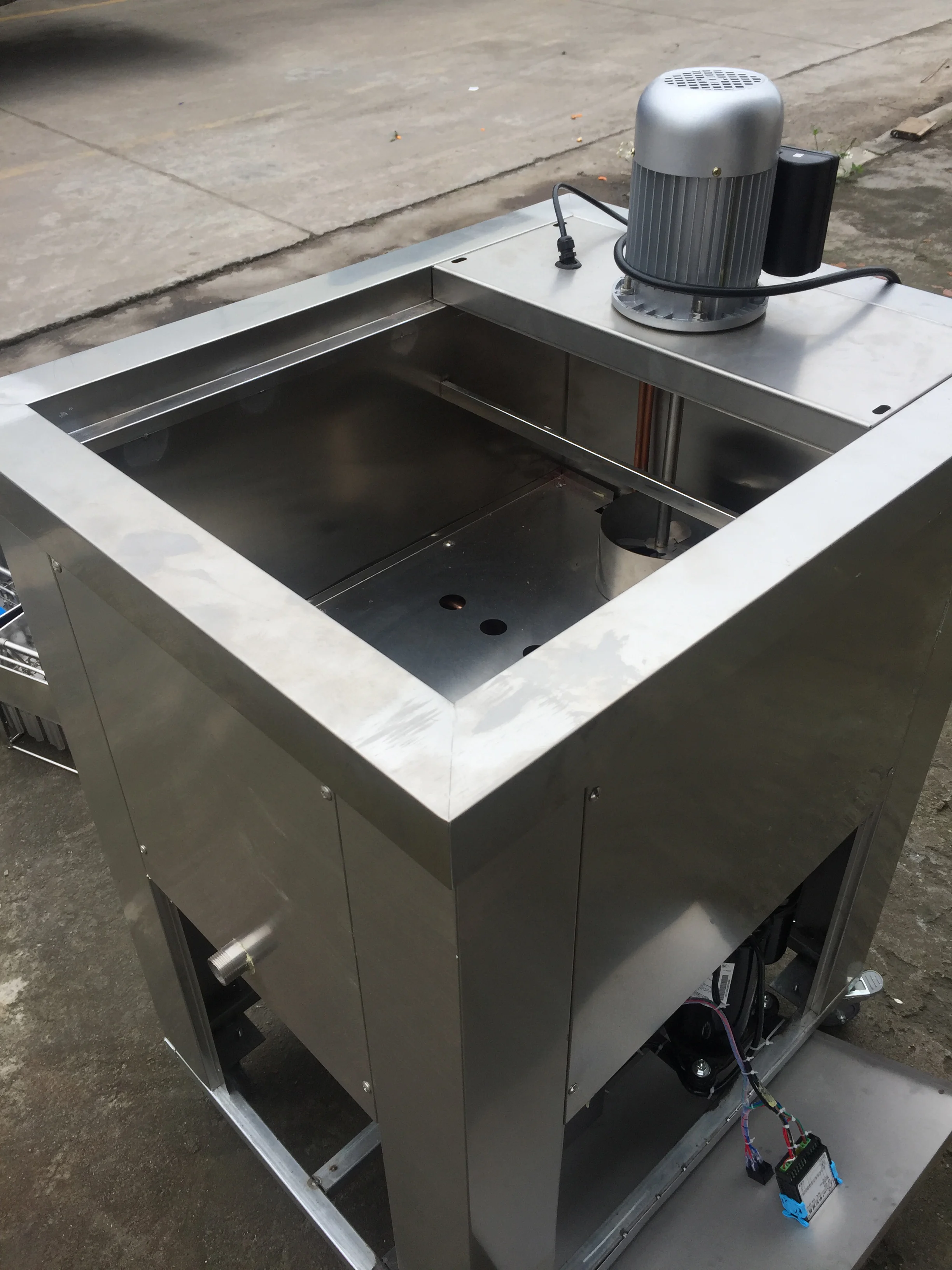 Hot Selling In Malaysia Good Price 2 Molds Stick Ice Cream Lolly Machine