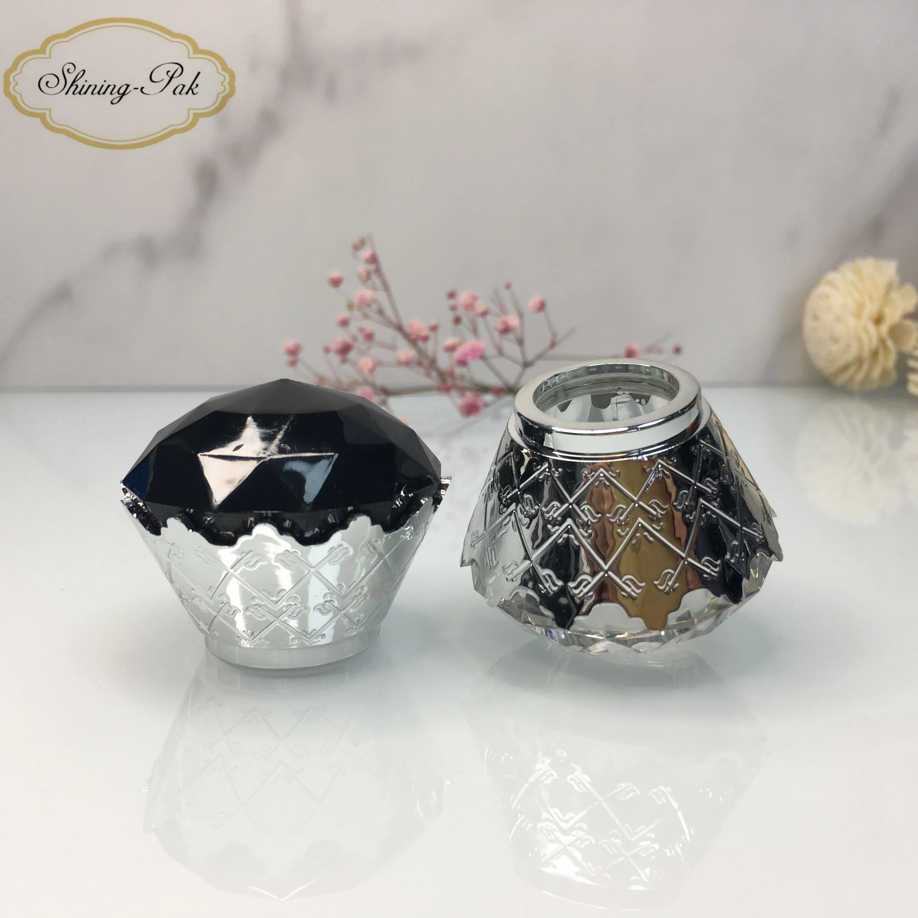 Custom Logo Diamond Shaped Crystal Plastic Surlyn Luxury Perfume Bottle Cap