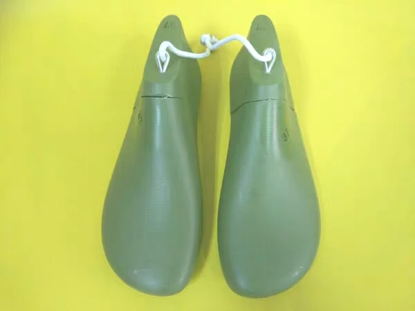 Женская повседневная обувь с большим круглым носком в японском стиле пластиковая для