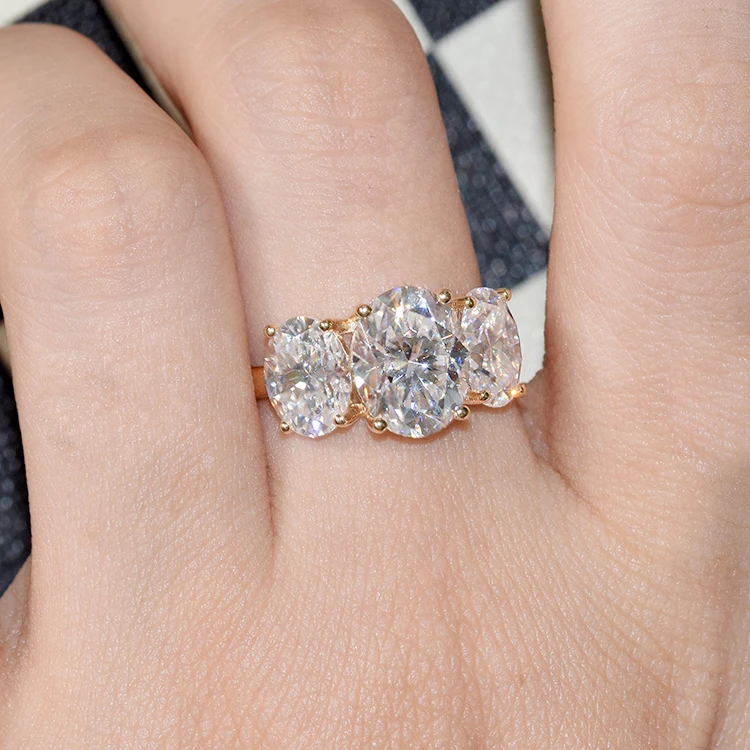 Custom 18K Yellow Gold with 3CT Oval Cut VVS Diamond Ring for Woman Anniversary