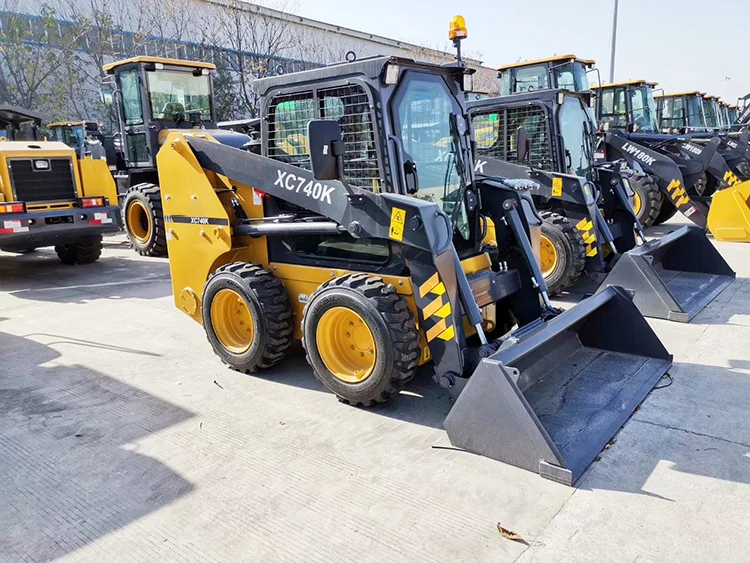 High Operating Efficiency Skid Steer Loader With Digger Attachment XC740K XC7-SR07