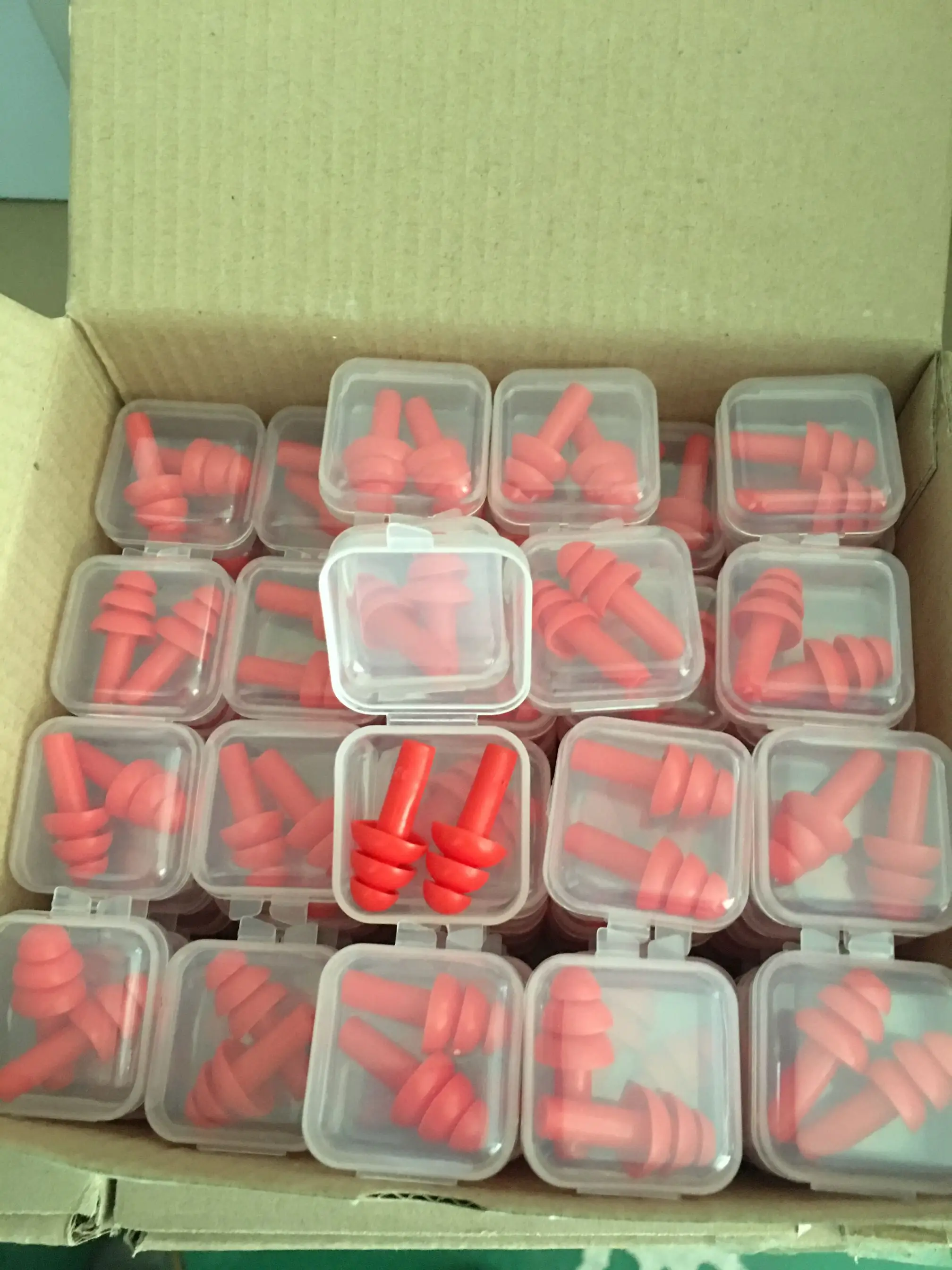 Soft Foam Earplugs Tapered Comfortable Ear Plugs for Travel Noise Proof Earplug Sleeping Snoring Noise Reducing