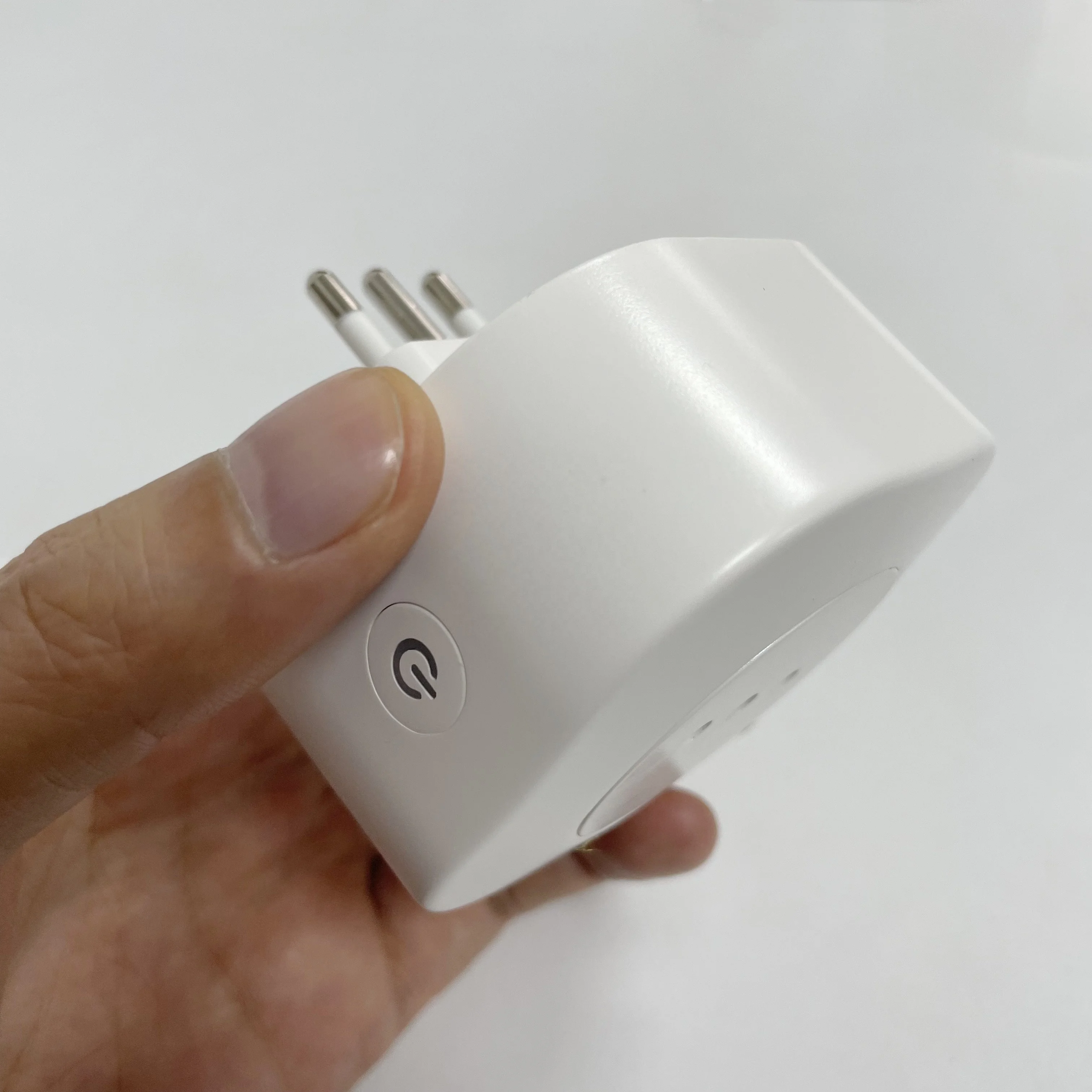 Chile Italy 16A WiFi Smart Plug Home Tuya Smart Life Home Appliances Power Socket Voice Control Timing Outlet for Alexa Google