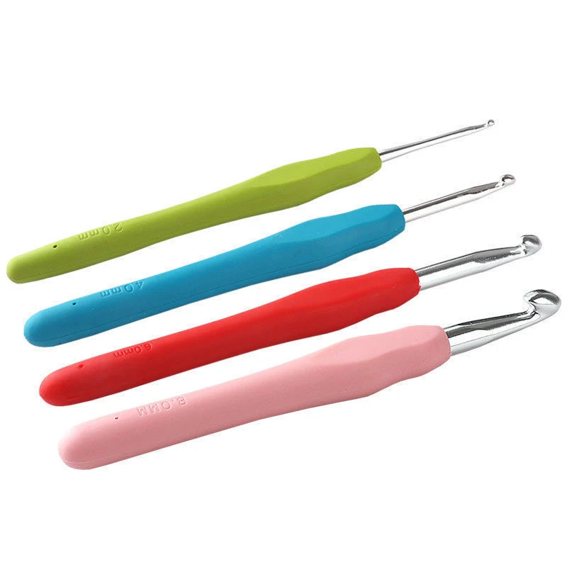 Hot Sale 2.0-10.0 mm Colorful Soft Handle Crochet Hooks Knitting Needles For Yarn Needlework