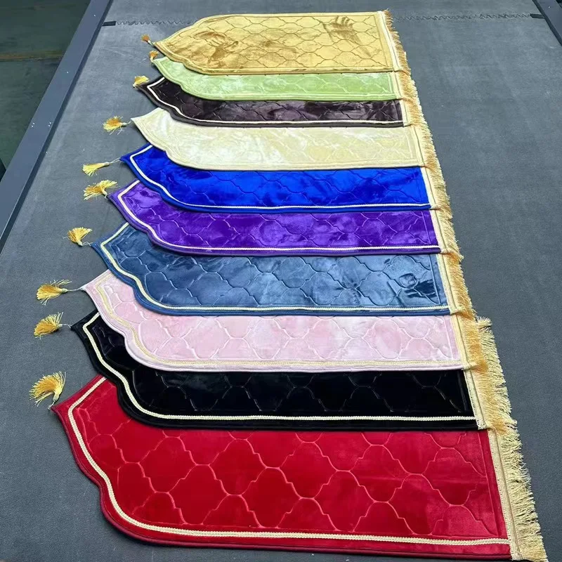 Muslim Prayer Rug Prayer Mat Islamic Turkish Praying Rug Carpet Thick Soft Flannel Janamaz Sajadah Ramadan or Eid Gifts