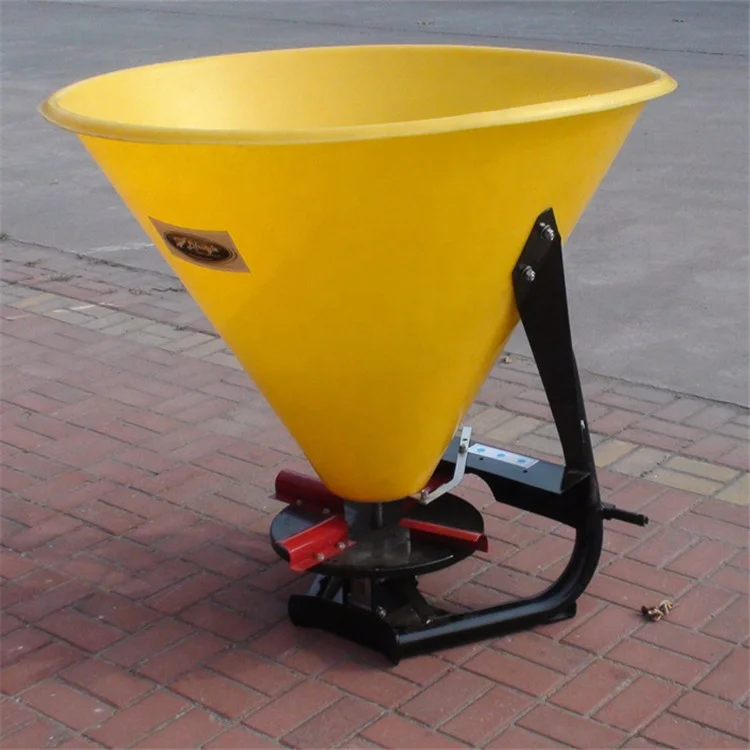 2019 New type tractor driven sand spreader equipment made in China