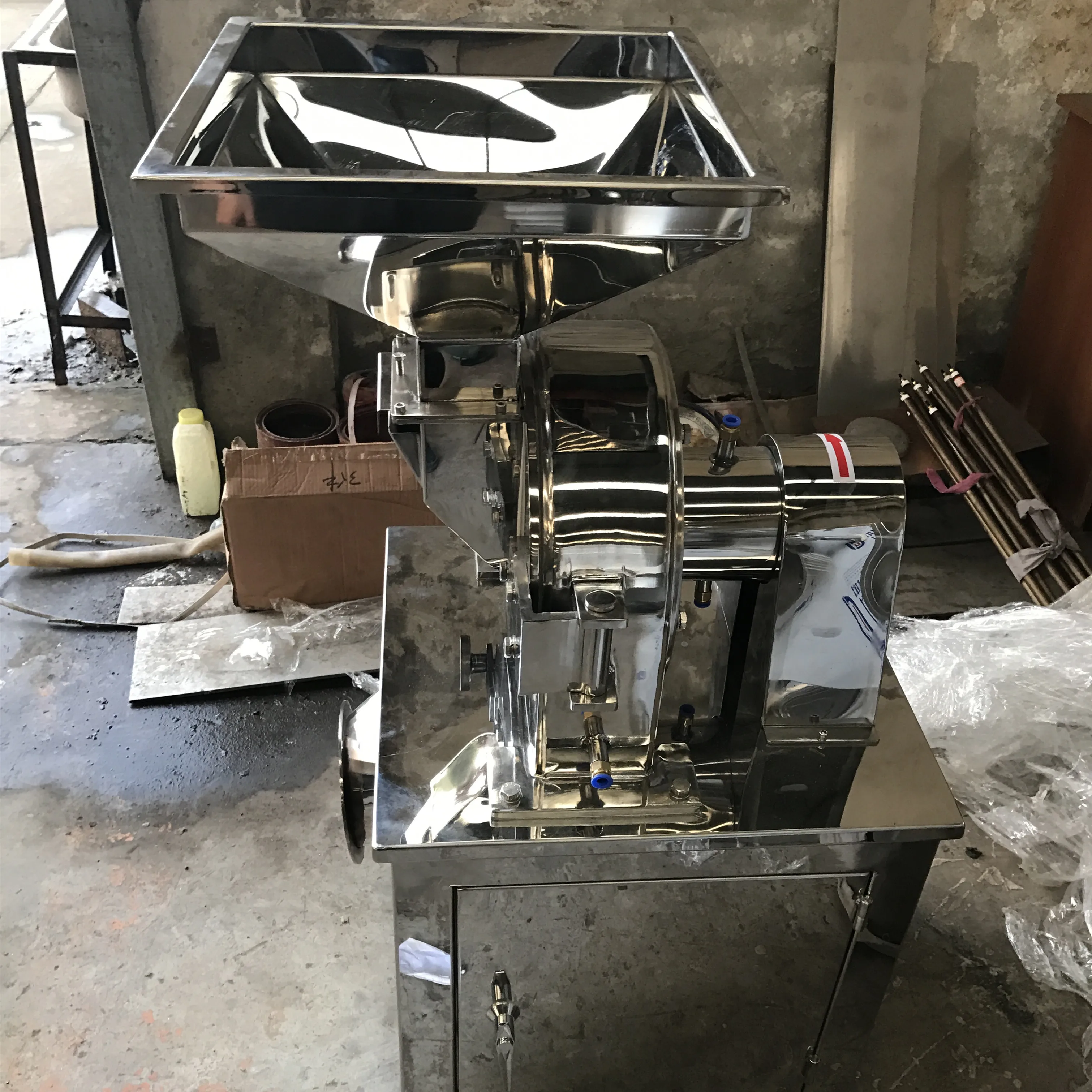 Industrial soybean coconut grain flour mill salt and sugar grinder machine