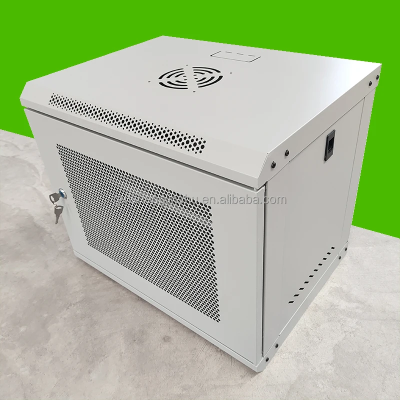 B9UWM изготовитель изготовленный на заказ размер 19 12u 600*600 сталь/металлический серверный шкаф 42u высота с емкостью 18u для центра обработки данных