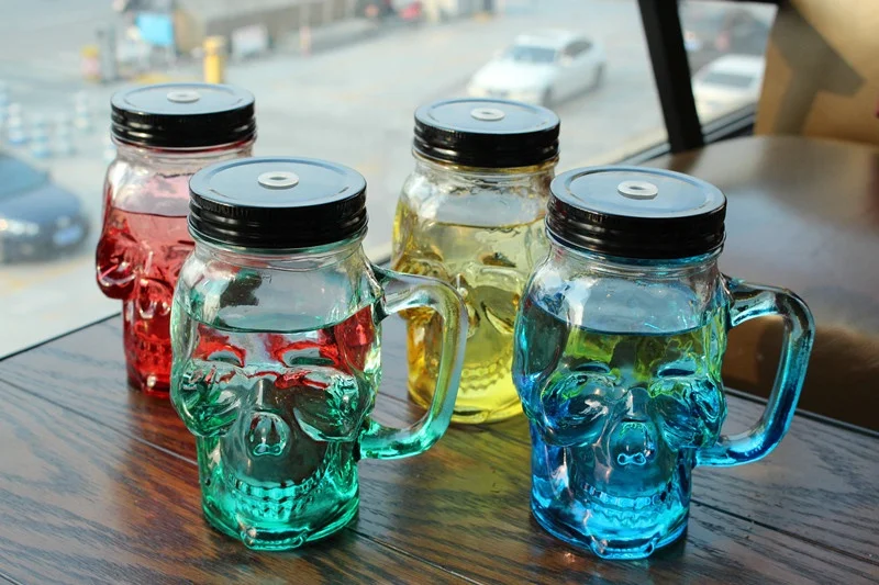 Home Bar Party Decoration Cup Mason Jar 500ML Creative Design Glass Beer Mug with A Straw and Lid