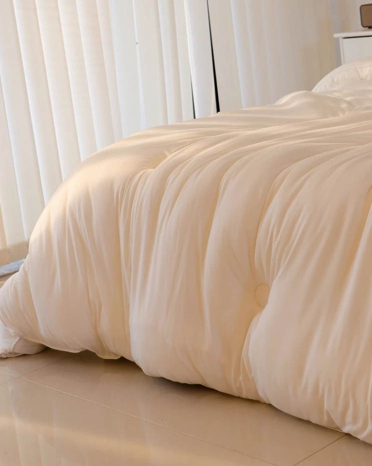 Luxury Comforter Set 350GSM Filling DUBAI