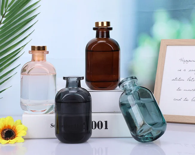 Custom reed diffuser glass bottle 200ml 100ml empty brown wood plug diffuser bottle for essential oils
