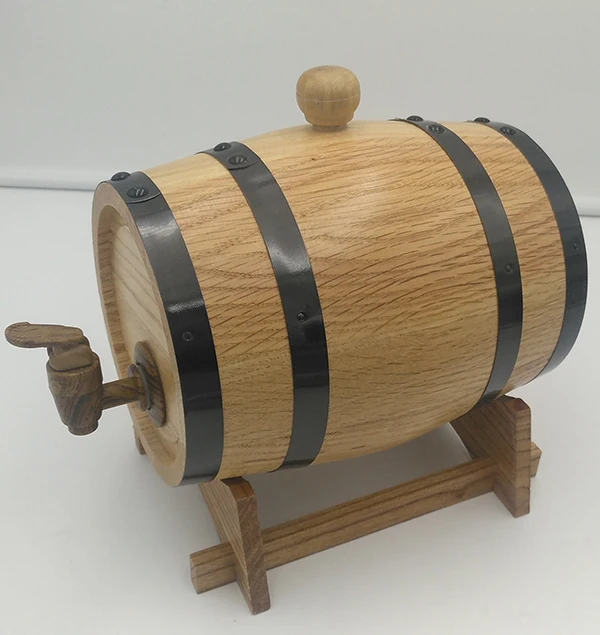 Round shape wood barrel for drinks