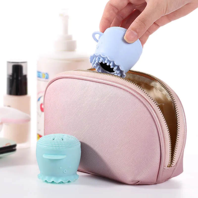 Wholesale Bulk Trending Products Soft Custom Makeup Wireless Clean Wash Beauty Silicone Face Brush
