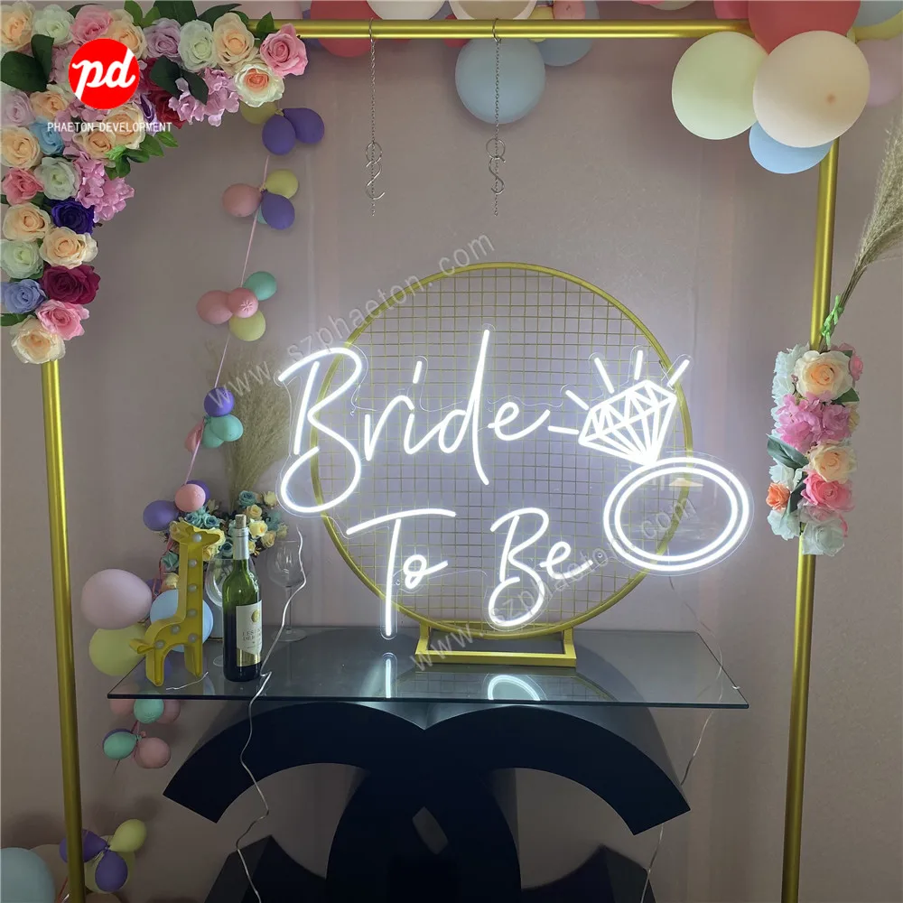 LED electronic neon sign, Mr & Mrs neon signs for wedding / party decorations