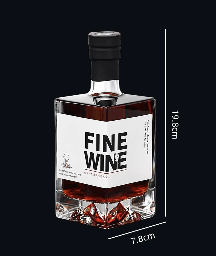 Square bottomed wine bottle, clear glass bottle 500ml, high-end vodka glass bottle family bar liquid storage container