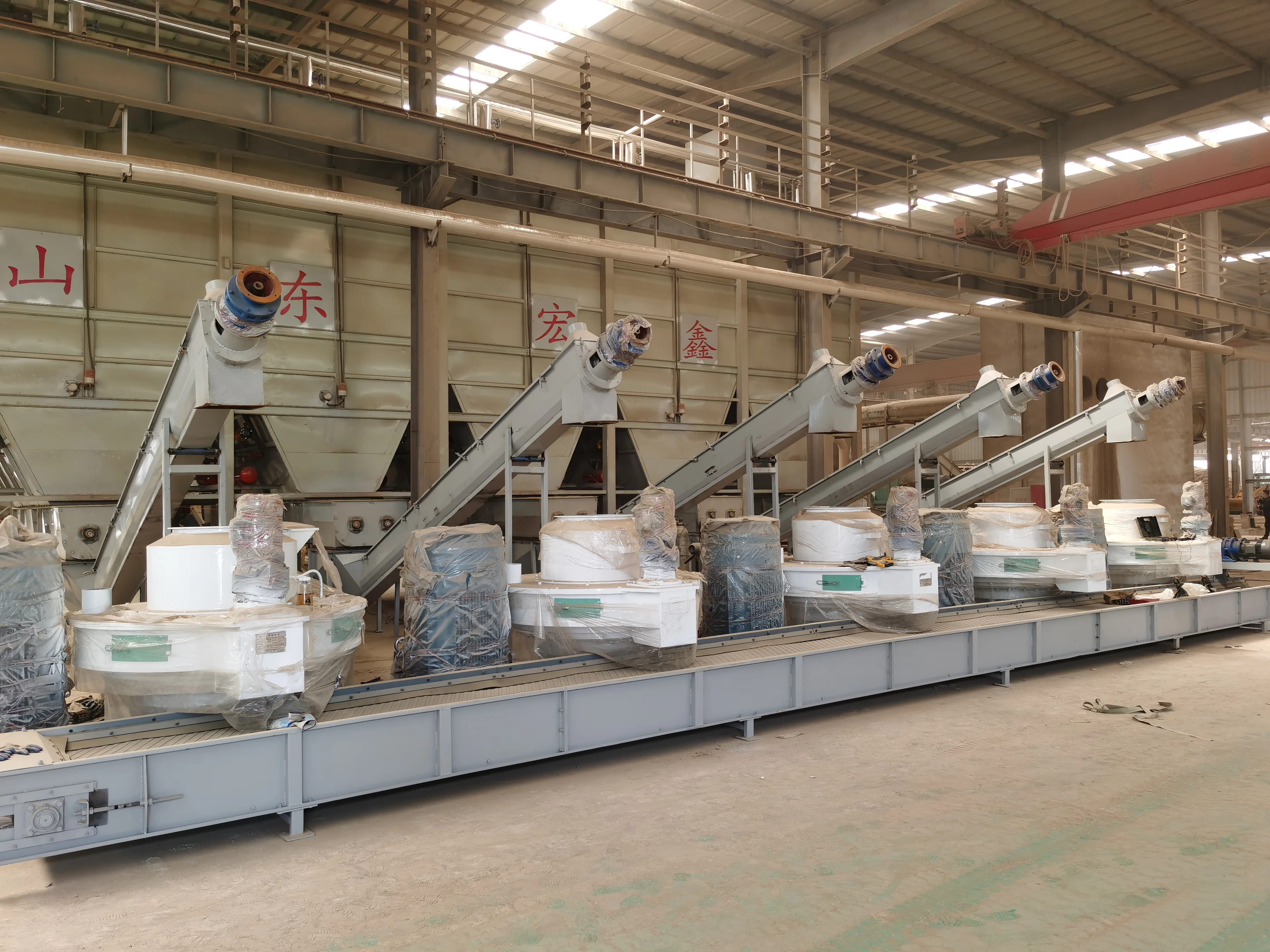 Машина для производства древесных гранул HX850