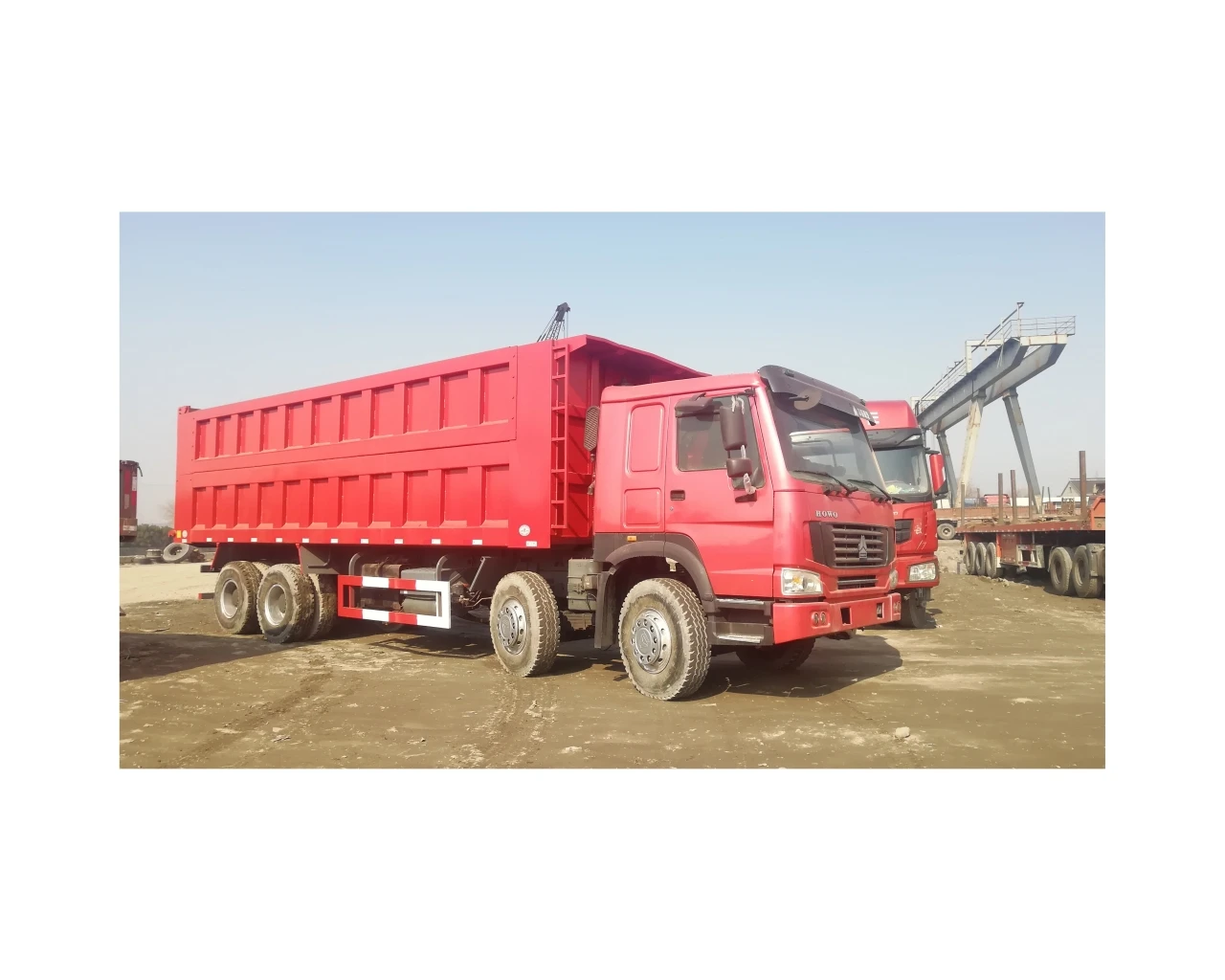 Подержанный самосвал Sino Sinotruk Howo 371 8x4 Подержанные самосвалы по распродаже цена